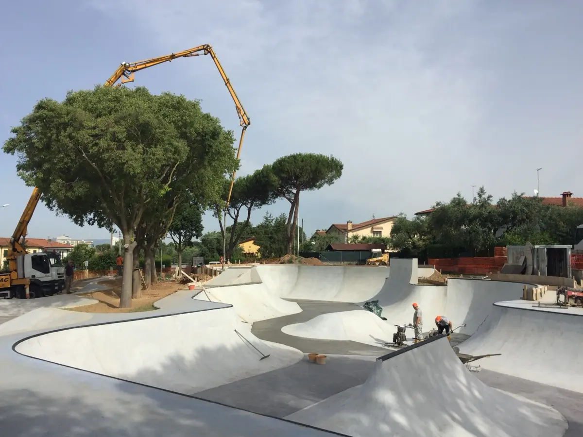 Pista da skate in calcestruzzo gettato in opera